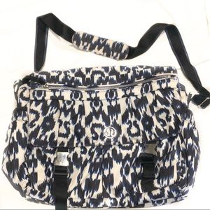 Lululemon Urban Yogini Messenger Bag Ikat Sprinkle